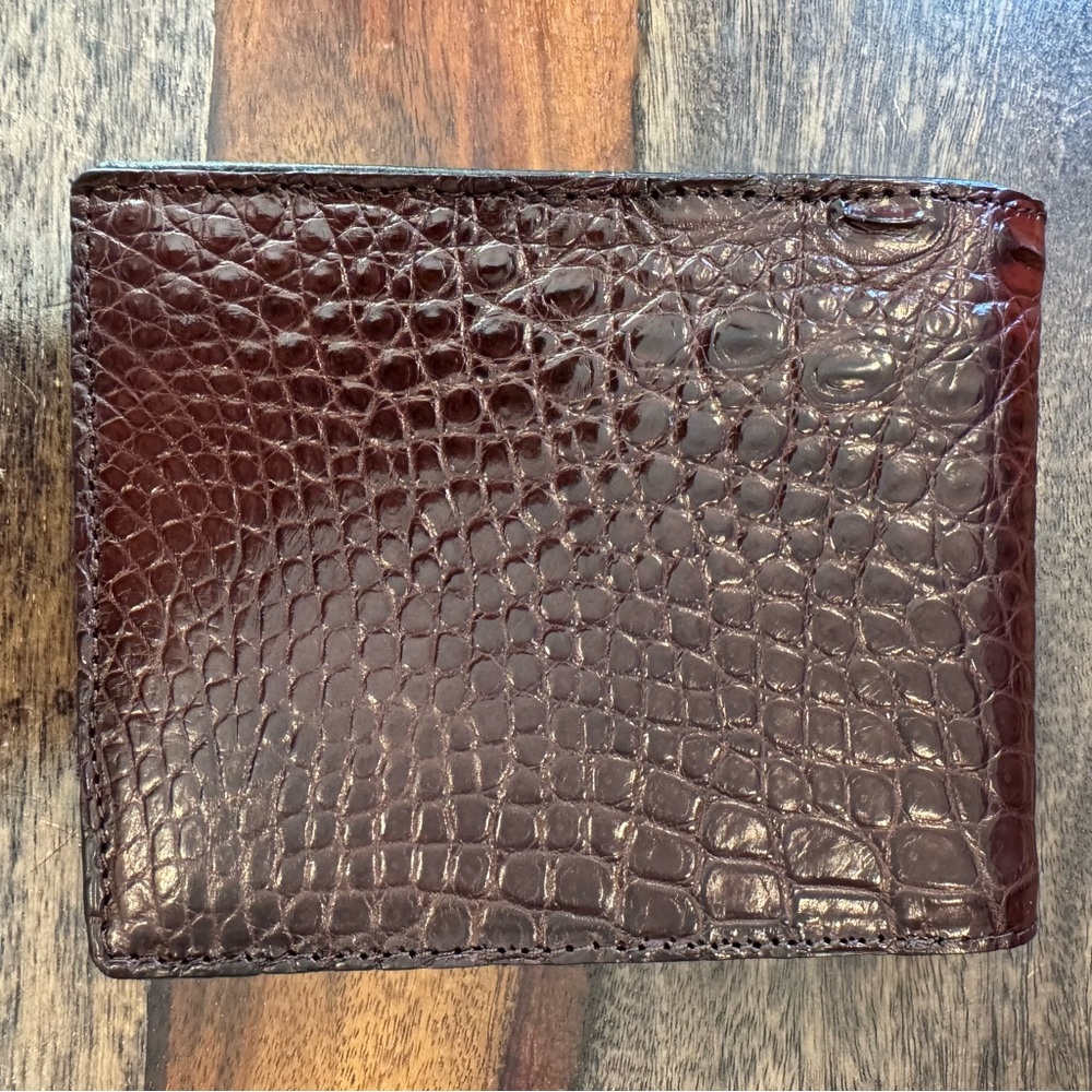 Bi-Fold Authentic Crocodile Leather Wallet - Picture 10 of 11